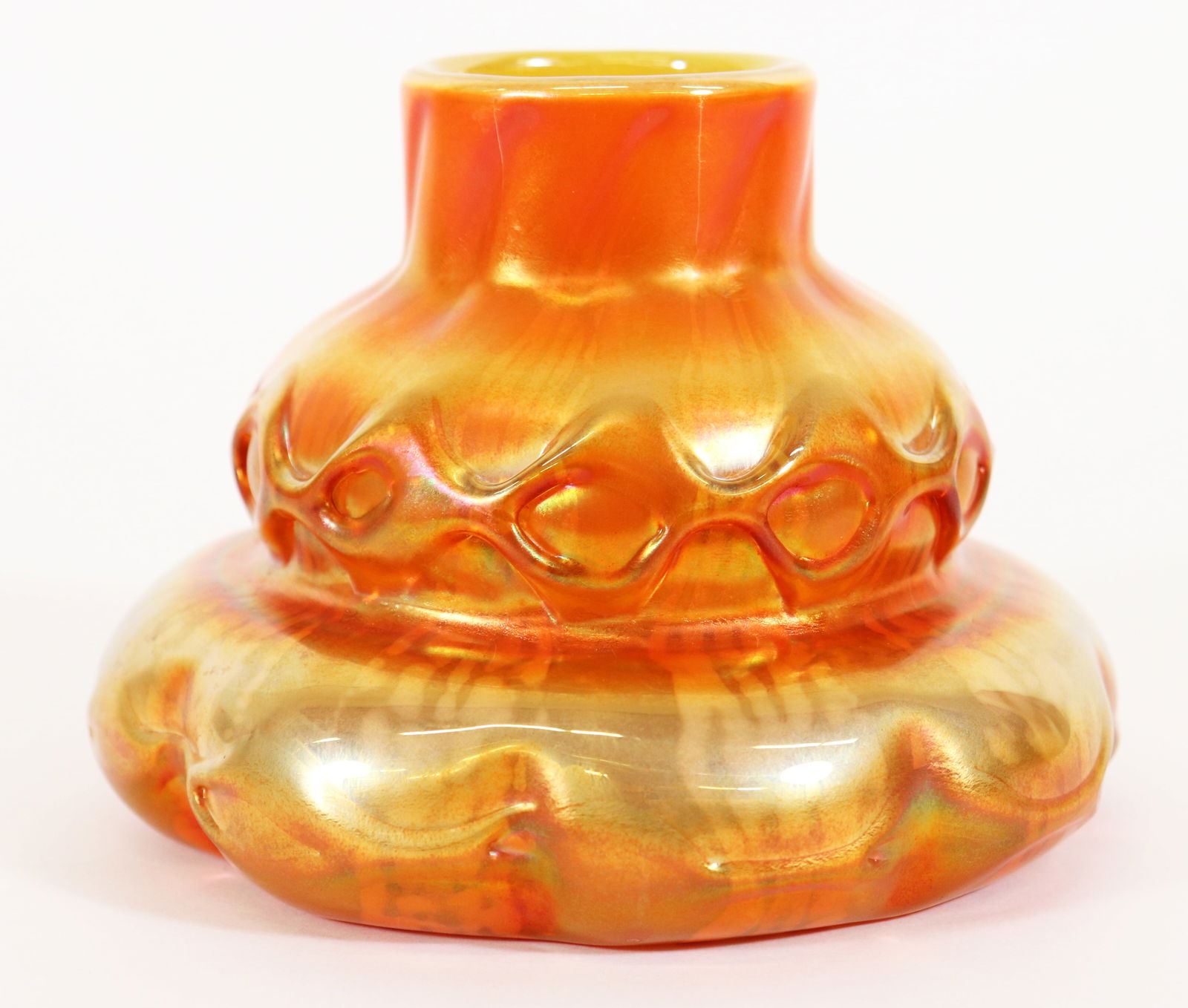 TIFFANY STYLE MARIGOLD GLASS VASE (1 of 4)