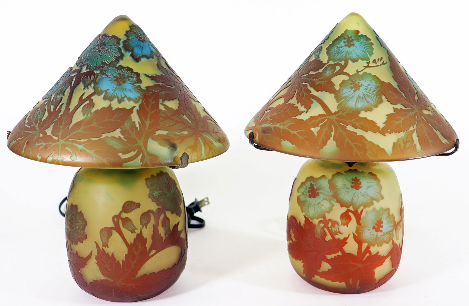 (2) GALLE STYLE CAMEO GLASS TABLE LAMPS (1 of 3)