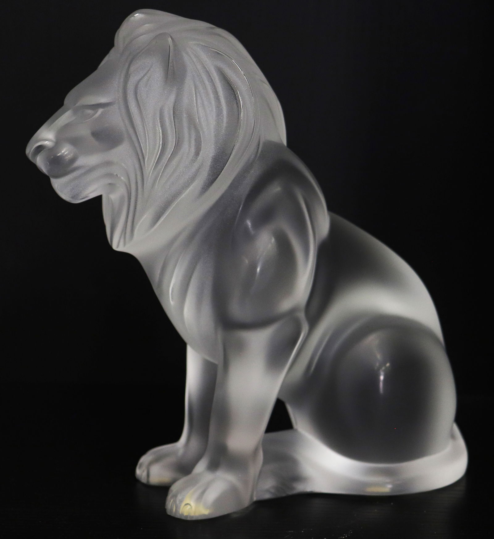 LALIQUE CRYSTAL BAMARA LION SCULPTURE (1 of 4)