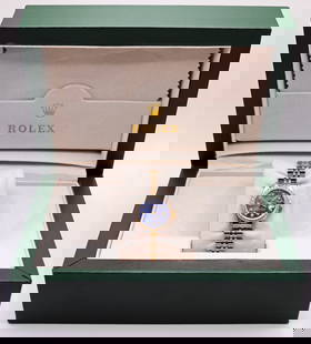 LADIES ROLEX DATEJUST DIAMOND SS GOLD WATCH & BOX: A lady's vintage 1990's Rolex date just watch with a diamond bezel and a lapis blue dial with diamonds. Comes with a Rolex box. Watch was recently serviced in Feb 2025.