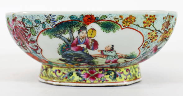 ANTIQUE CHINESE FAMILLE ROSE PORCELAIN BOWL: A fine and rare square shaped Famille Rose Chinese bowl with seal mark likely from Qianlong Empire reign, likely from the Qianlong dynasty, measures 8 1/4" x 8 1/4" x 3 1/2". From the Andrew Cunningha