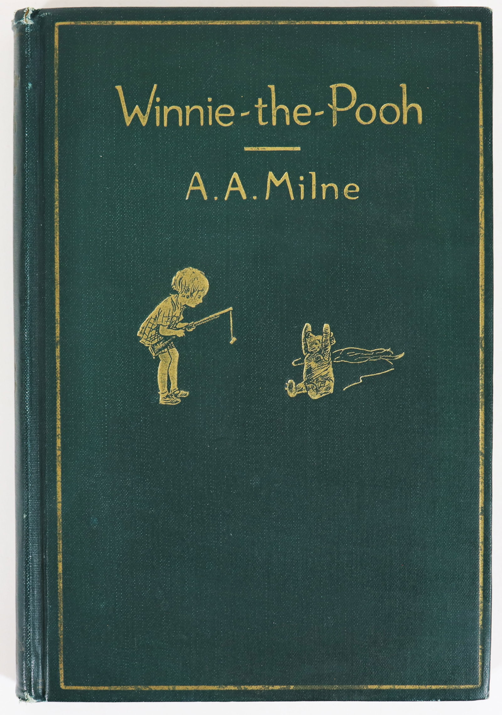 1st EDITION WINNIE THE POOH - A.A. MILNE 1926: This is what appears to be the 1st edition of Winnie-the-Pooh book by A.A. Milne with illustrations by E. H. Shepard. Copyright 1926 and published by E. P. Dutton & Company Printed in the United State