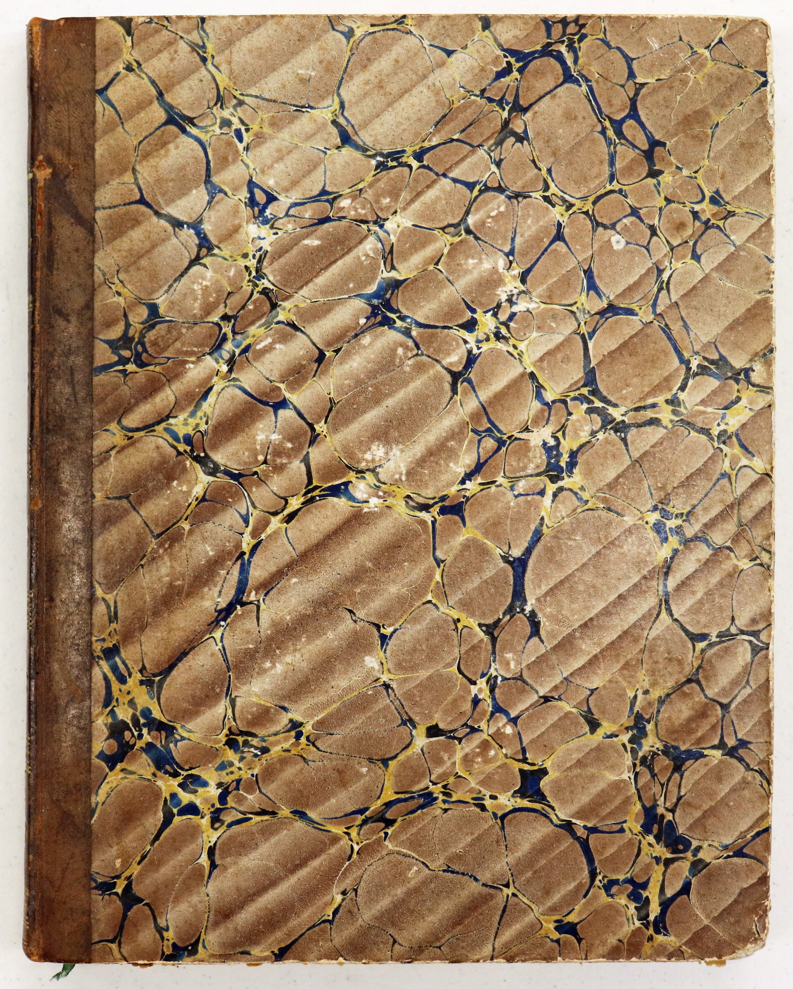 DESCRIPTION DES PYRAMIDES DE GHIZE BOOK c1801: A book of The Pyramides of Giza, Cairo. Paris, Logerot-Petiet, Paris, An IX (1801) 160 pages with 6 plates. Par J. Grobert too part in the French campaign in Egypt as a brigade chief and gave with thi
