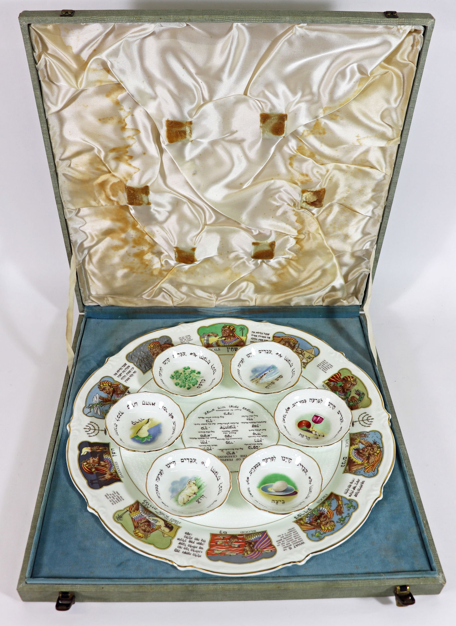ROYAL CAULDON PASSOVER SEDER PLATE SET (1 of 3)