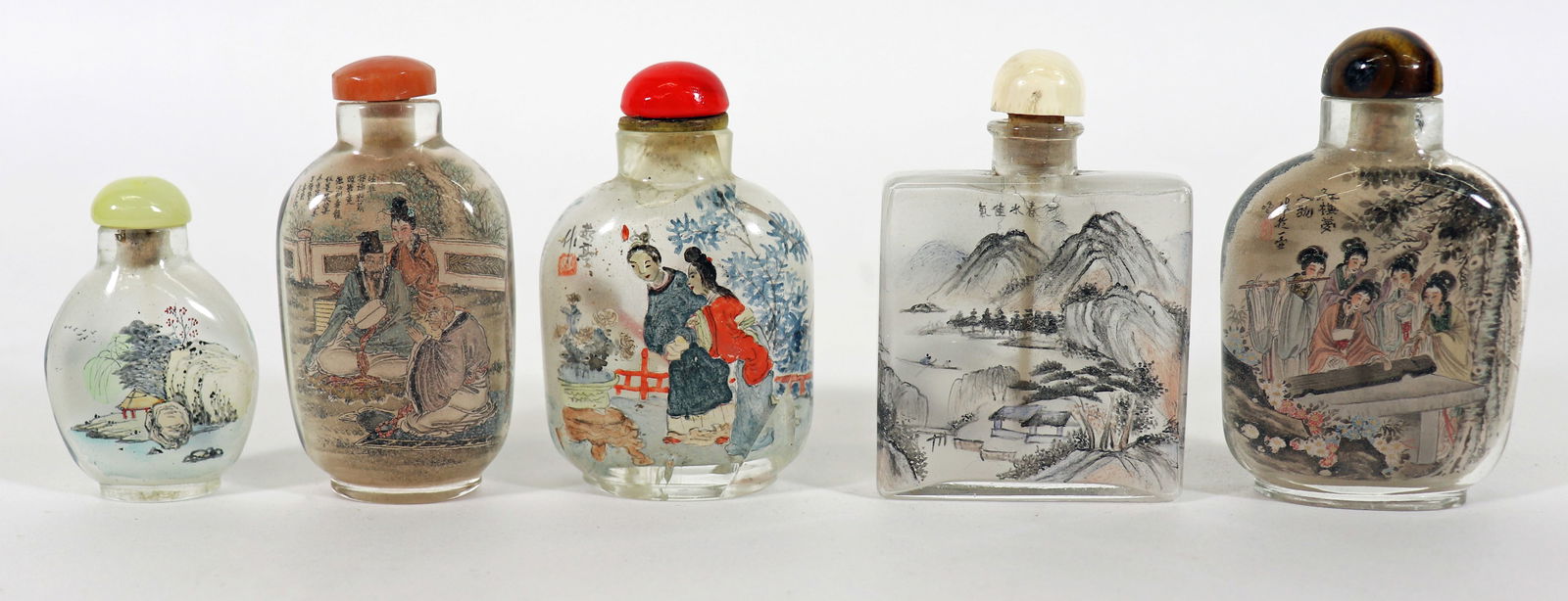 (5) CHINESE REVERSE GLASS PAINTED SNUFF BOTTLES (1 of 4)