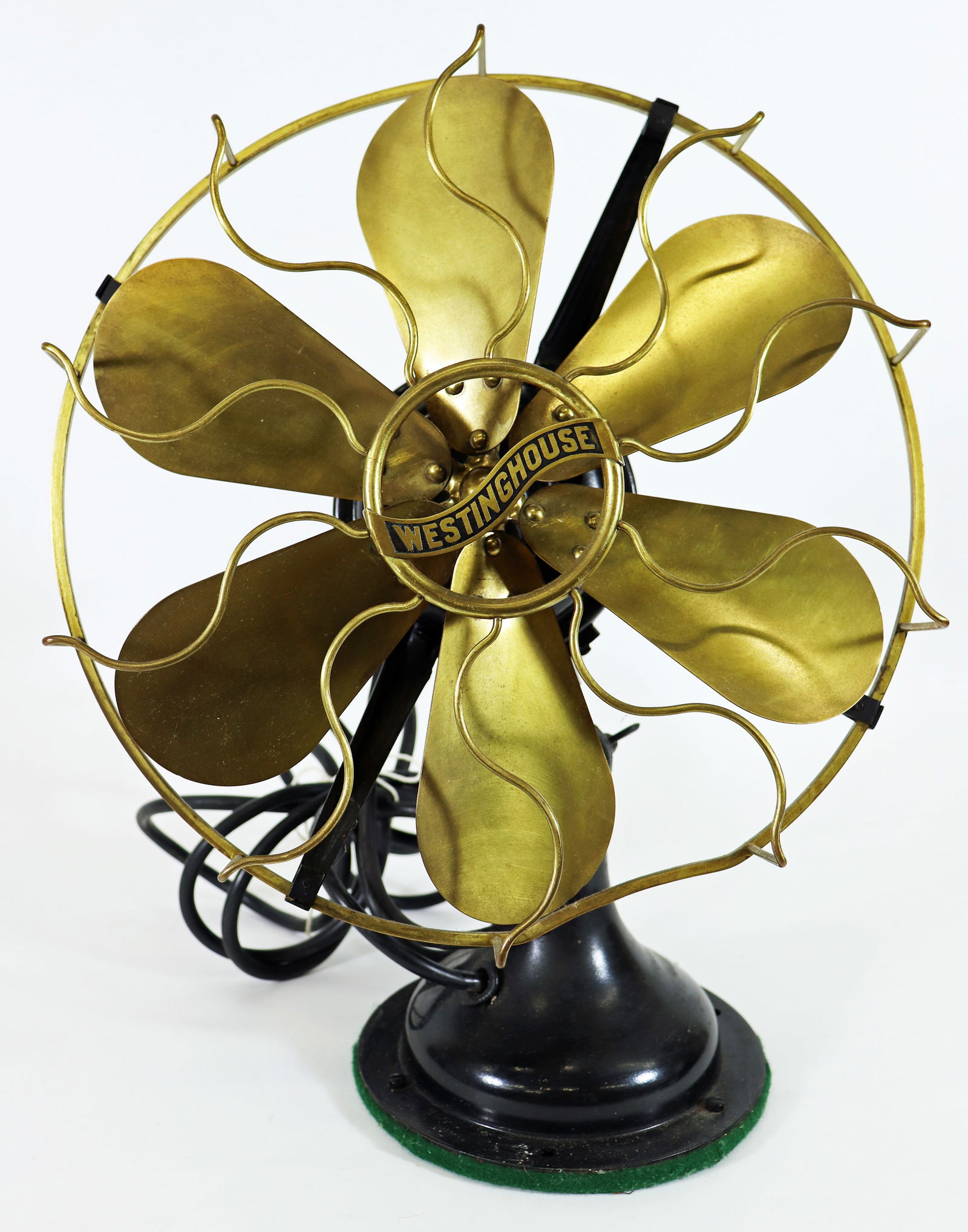ANTIQUE WESTINGHOUSE ALTERNATING CURRENT MOTOR FAN (1 of 3)