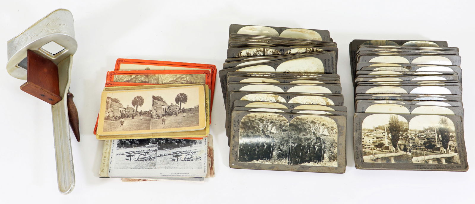KEYSTONE VIEW COMPANY STEREOVIEW CARDS & VIEWER (1 of 3)