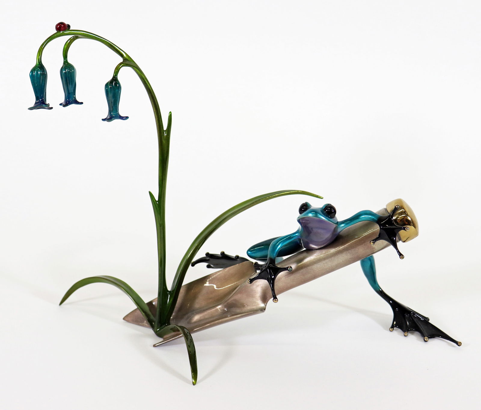 TIM FROGMAN COTTERILL "BLUEBELL" BRONZE FROG & FLOWERS (1 of 5)