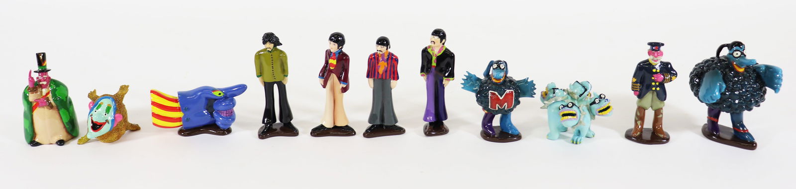 GARTLAN USA 11 PIECE YELLOW SUBMARINE BEATLES (1 of 5)