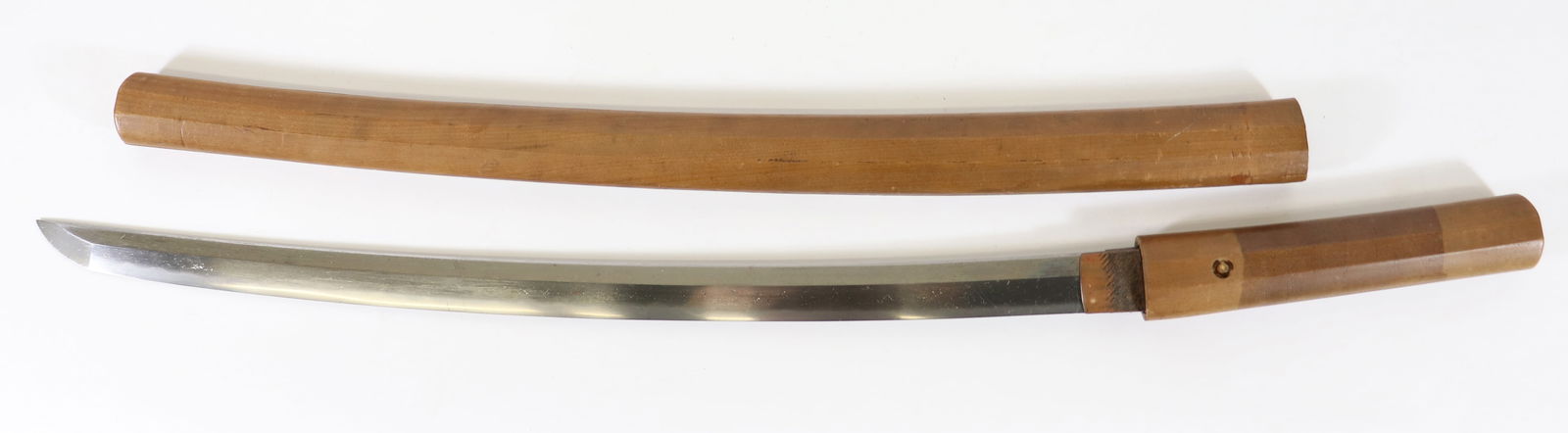 JAPANESE KANEMOTO WAKIZASHI SAMUARI SWORD (1 of 6)