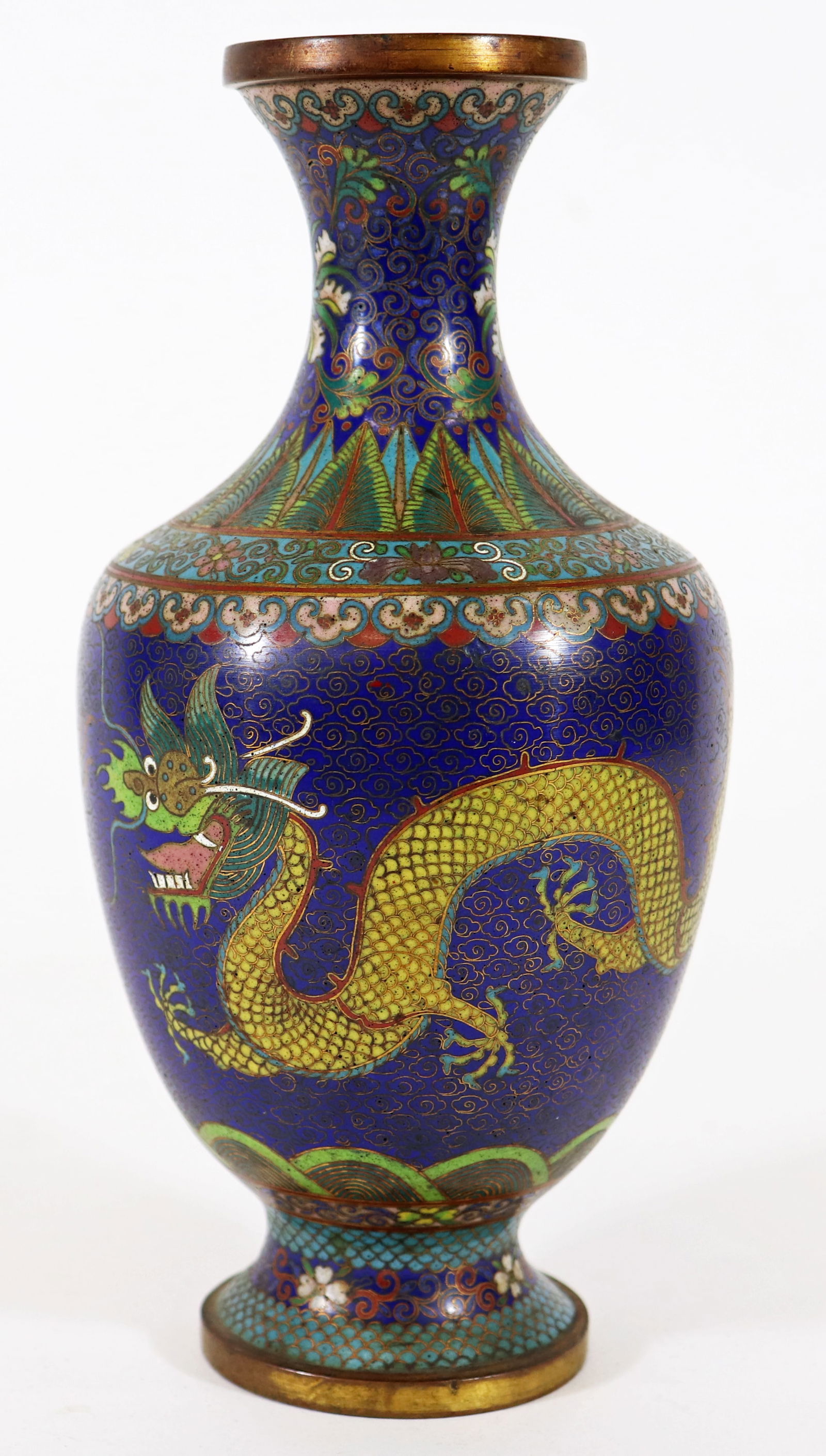JAPANESE CLOISONNE DRAGON VASE (1 of 4)