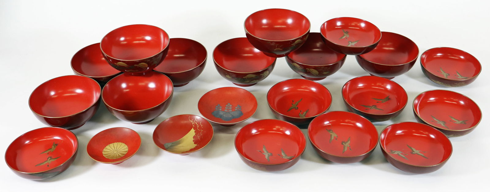 (21) ANTIQUE JAPANESE LACQUERWARE BOWLS (1 of 5)