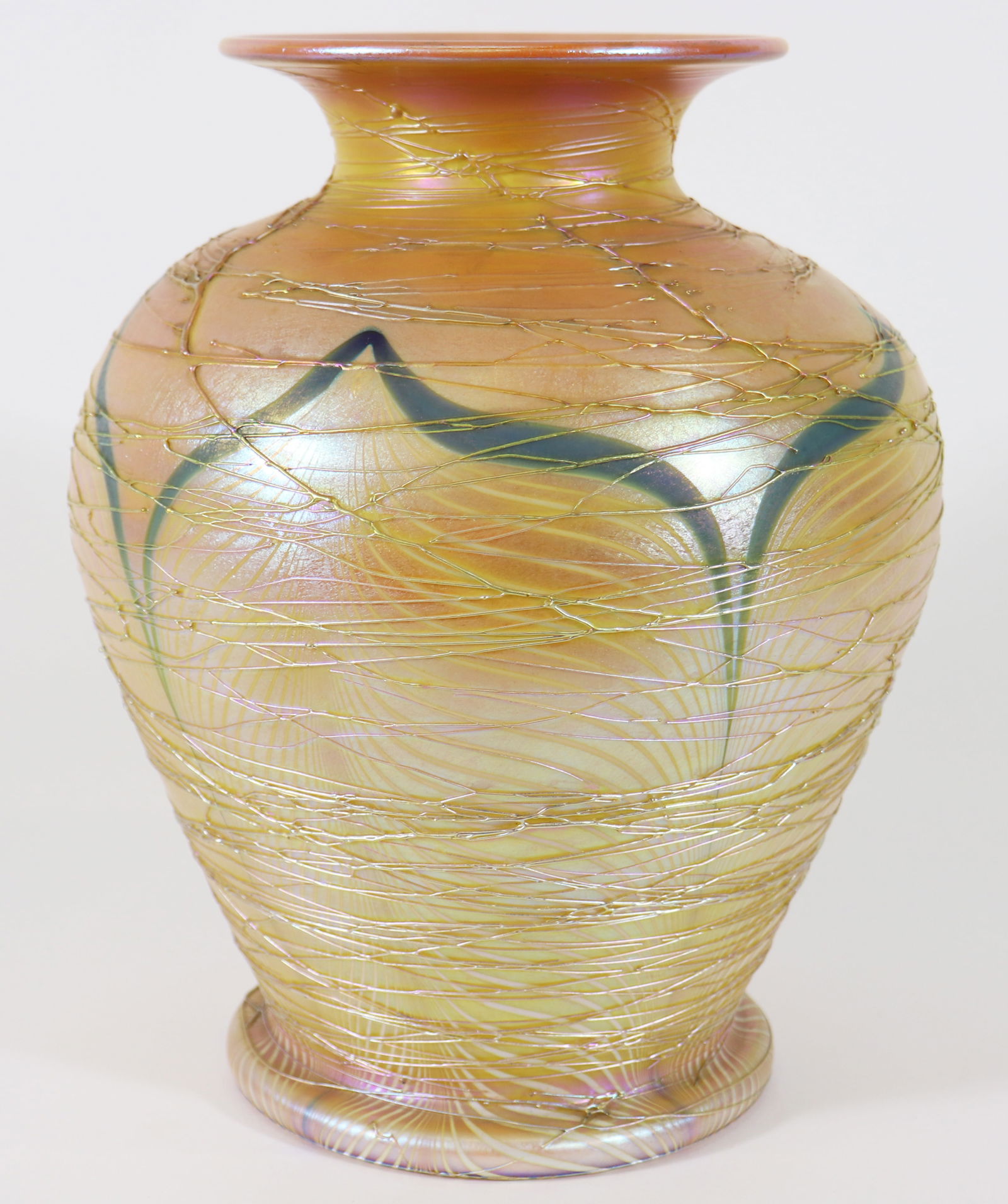 DURAND THREADED PULLED FEATHER VASE - 2