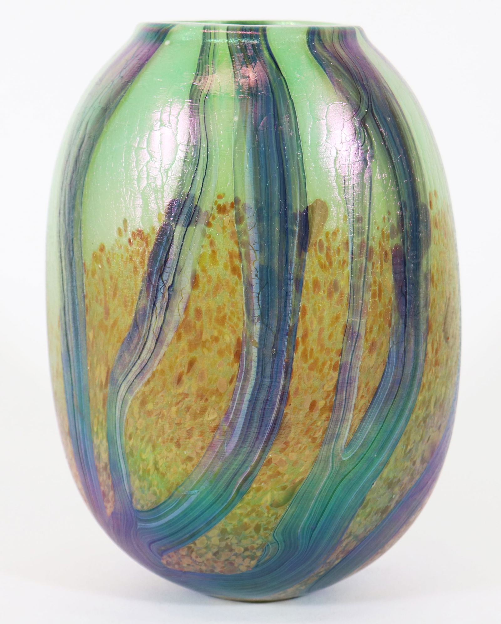 ROBERT EICKHOLT GREEN 2011 ART GLASS VASE: Robert Eickholt green multi colored art glass vase. Signed on bottom and dated 2011. Measures 9" tall 6.5" wide.