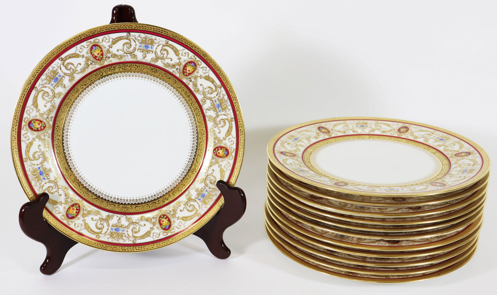 (12) LIMOGES AHRENFELDT DINNER PLATES OVINGTON'S (1 of 3)