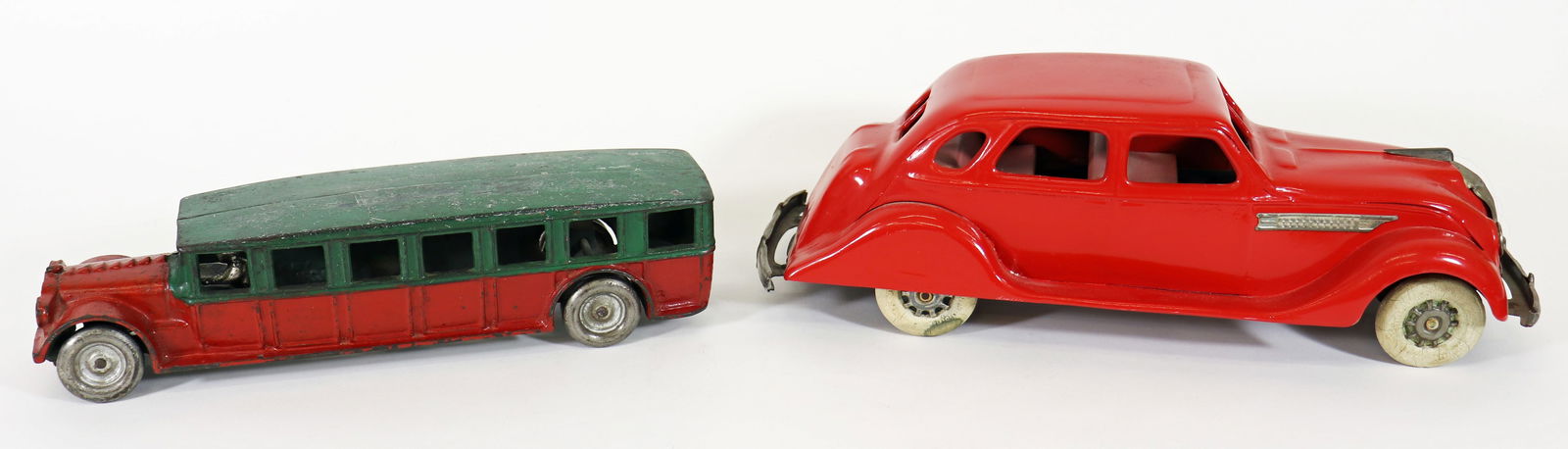 (2) VINTAGE TOYS KINGSBURY CHRYSLER, SAFETY COACH (1 of 4)