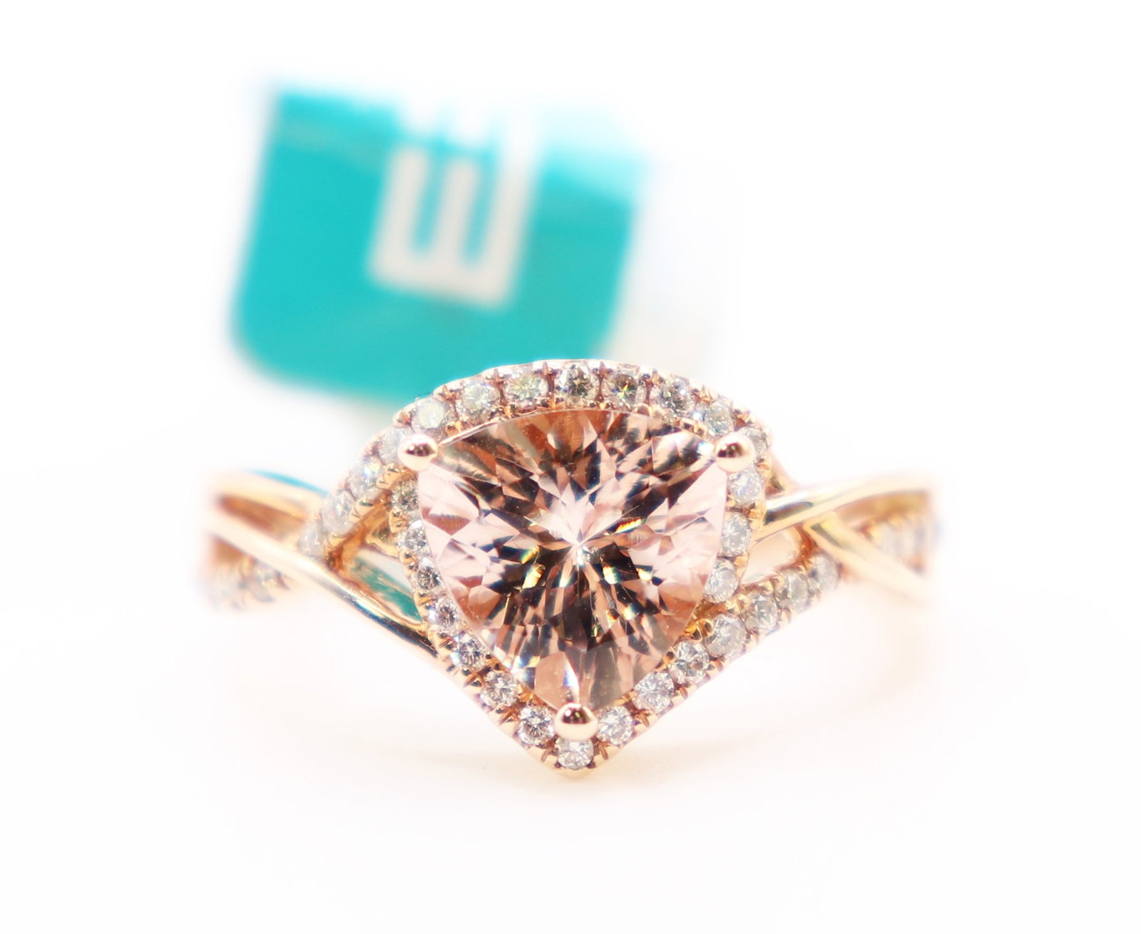EFFY 14K ROSE GOLD MORGANITE & DIAMOND RING: Effy 14KT rose gold ring with trillion cut morganite surrounded with sparkling round diamonds. Size 7. New with original tags.