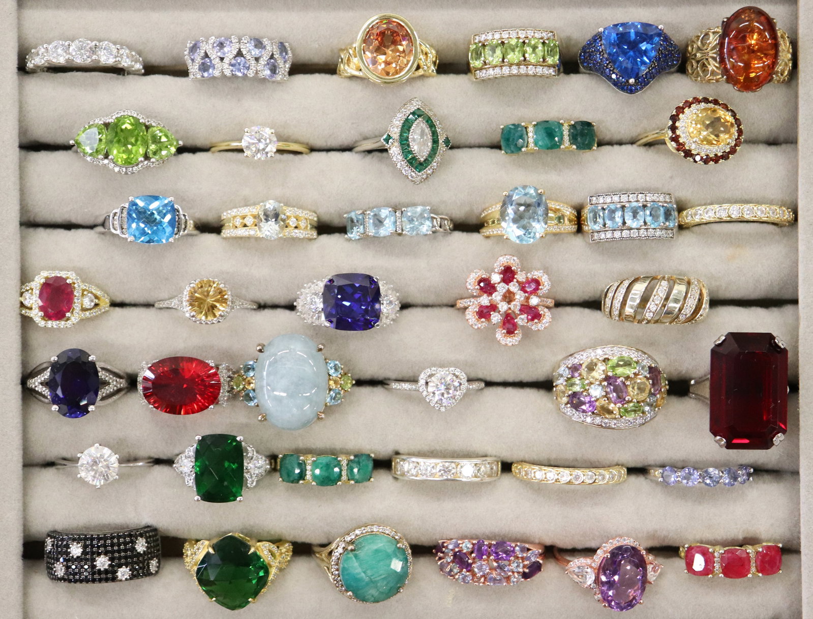 (40) 925 STERLING SILVER COCKTAIL RINGS (1 of 3)