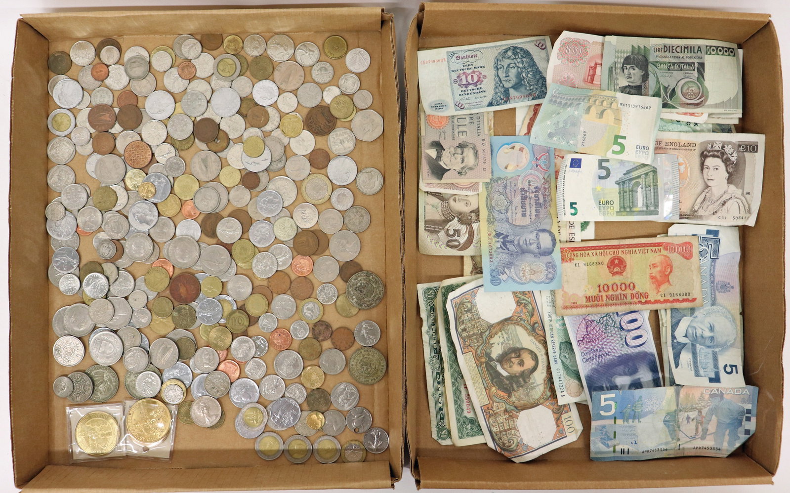 FOREIGN CURRENCY & COINS (1 of 3)