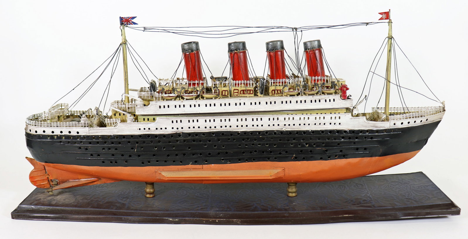 LARGE METAL BRITISH SHIP MODEL - 3