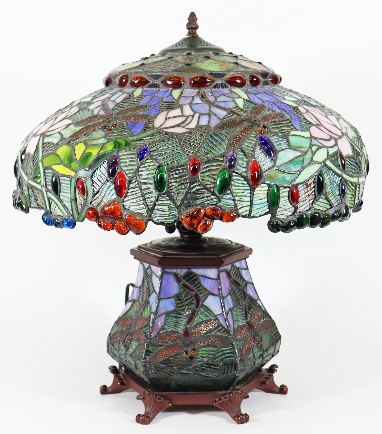 TIFFANY STYLE DRAGONFLY LAMP (1 of 2)