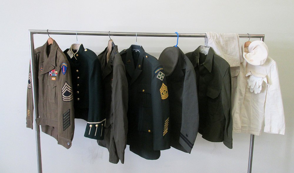 MILITARY UNIFORMS: Collection of Military uniforms to include Special Forces, Army, Navy and a Scottish regimental dress jacket.