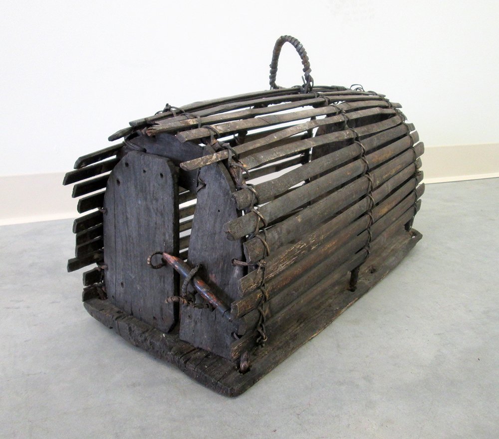 ANTIQUE LOBSTER TRAP: Antique primitive lobster trap. Measures 23" Long.
