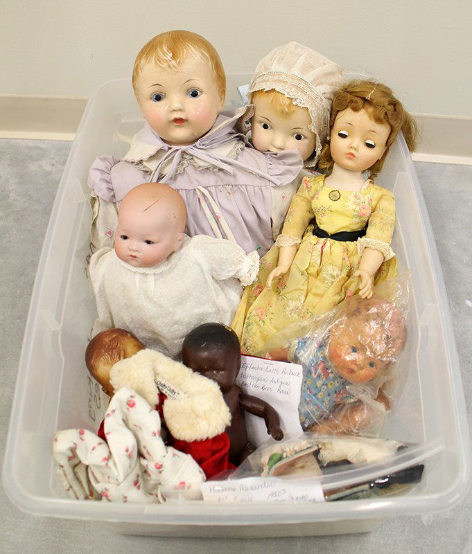 VINTAGE DOLL COLLECTION: Effanbee, Madame Alexander Chriss, & more. Some condition issues and wear.