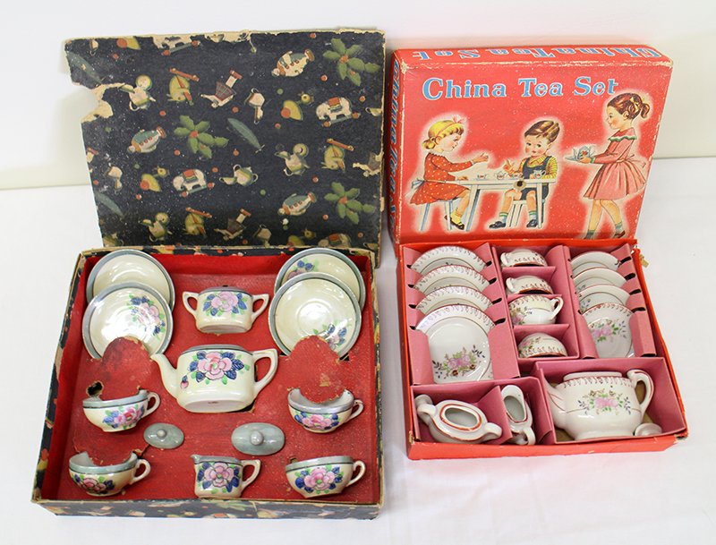 (2) VINTAGE CHILDS TEA SETS: Complete sets with boxes.