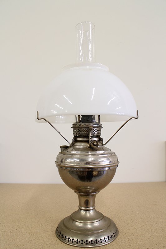 THE NEW JUNO NO. 2 OIL LAMP