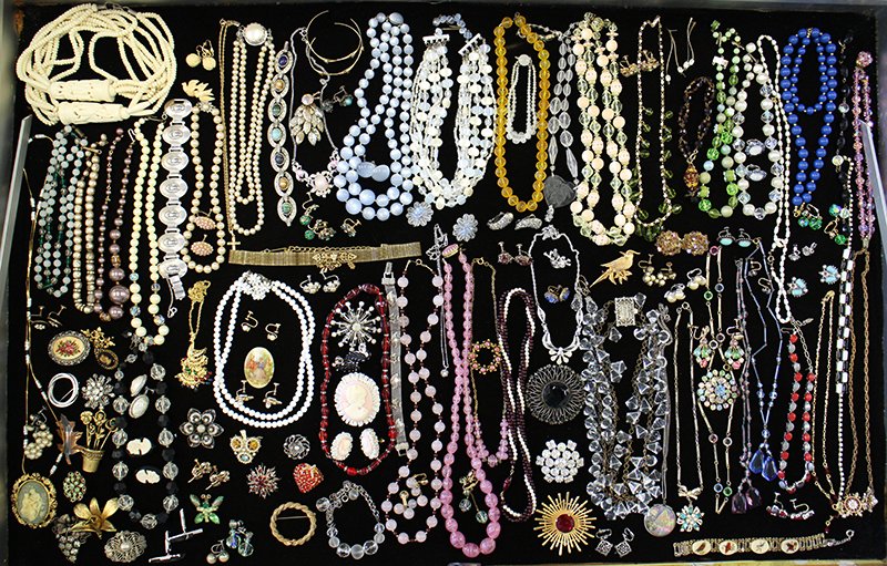 VINTAGE COSTUME JEWELRY: Nice assortment of signed and unsigned jewelry to include Hatie Carnegie, Laguna, Coro, Richelieu, Sarah Coventry,West Germany, Maeravella, Monet, Lisner, Austria, Vendome,Hobe,Ciner, 14K GF, Sterling