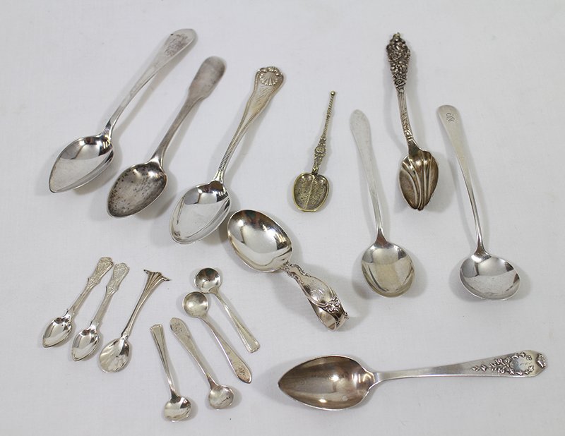 STERLING SPOON COLLECTION: Collection of assorting sterling silver spoons including teaspoons, salt cellar spoons, and more. Total weight of 7.56 OZT.
