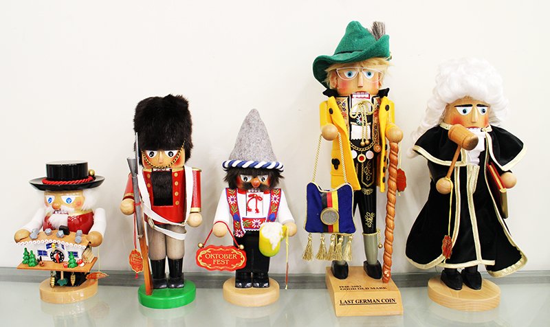 (5) STEINBACH NUTCRACKERS: Collection of five Steinbach nutcrackers including Judge, October Fest, Last German Coin, Guard, & Clock Maker.