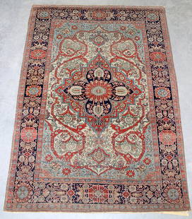 PERSIAN RUG: Early 20th century Kashan or Farahan Sarouk rug. Measures 6' 5" x 4' 7"