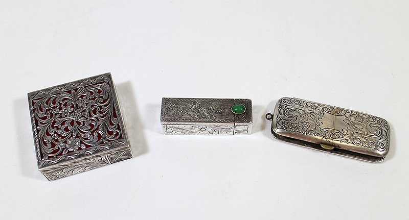 800 SILVER COMPACTS & TOKEN HOLDER: 800 silver mirrored compact & lipstick holder and an unmarked subway token coin holder (some wear from age & use).
