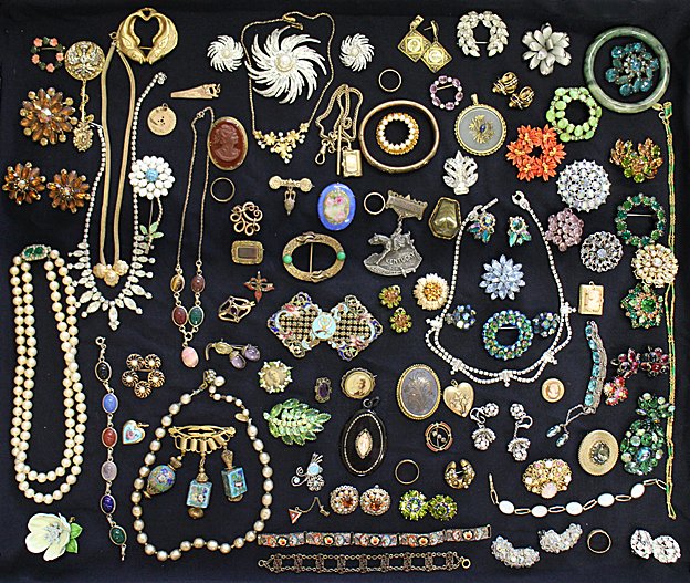 VINTAGE VICTORIAN & ART DECO JEWELRY: Large collection of jewelry to include: AMCO Gold Filled, mourning brooch, Grosse Germany necklace, Simmons, Cameo brooch, Les Bernard, Eisenberg, Victorian enamel lockets, micro mosaic bracelet, 1909