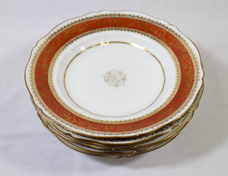 (6) HAVILAND LIMOGES BOWLS: Theodore Haviland Limoges bowls. 9 1/2" wide. One with crack/repair.