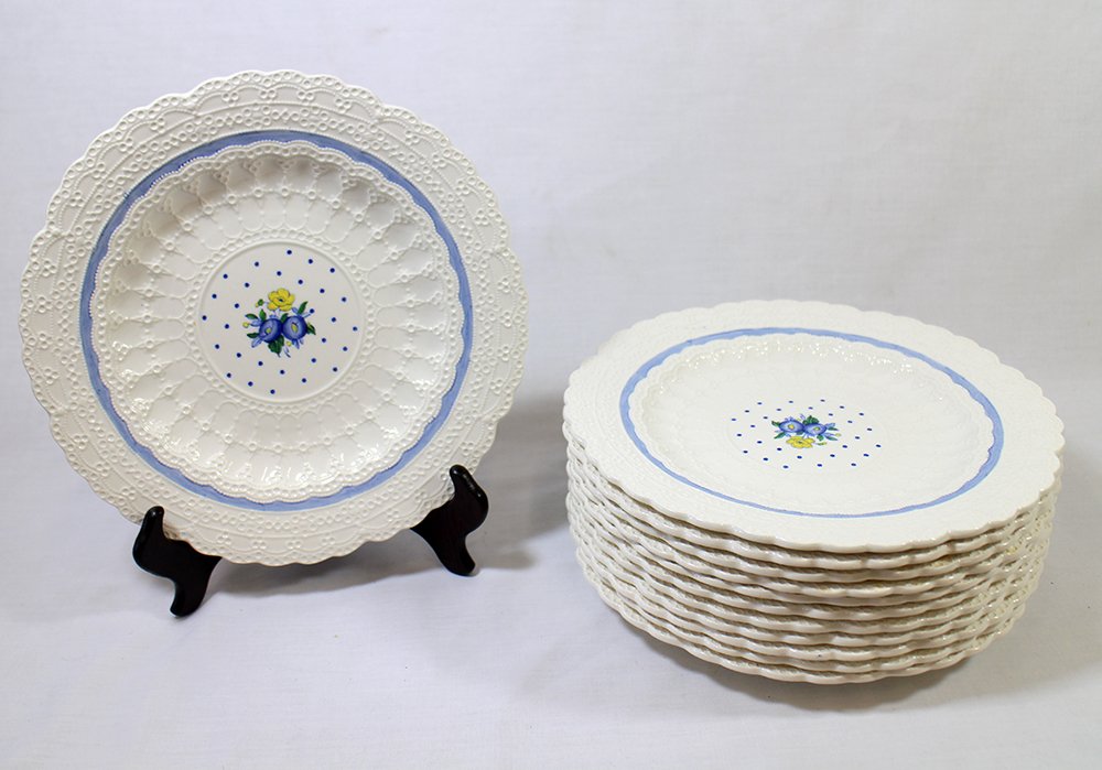 (12) COPELAND SPODE JEWEL PLATES: (12) Spode's Jewel Copeland Spode England "Old Concord" plates. 9" wide.