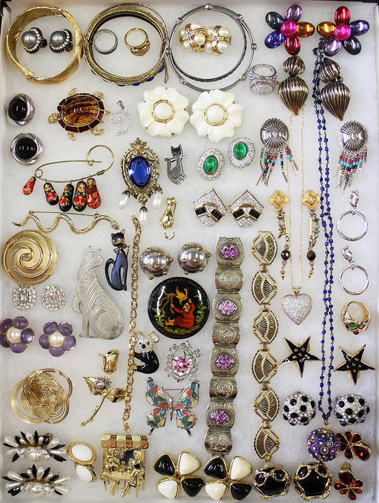 VINTAGE COSTUME JEWELRY: Collection of vintage costume jewelry including Sterling, Carolee, Erwin Pearl, Trifari, Monet, Ciner, Russian Lacquer, D'Orlun, & more.