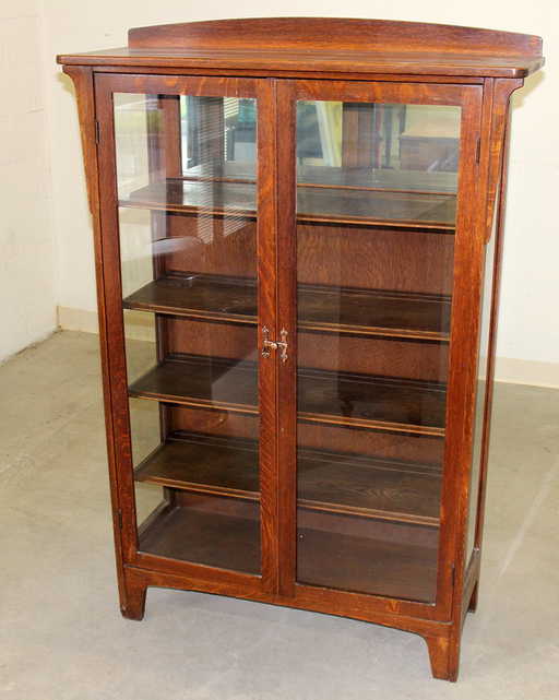 ANTIQUE CURIO CABINET - ANTIQUE CURIO CABINET