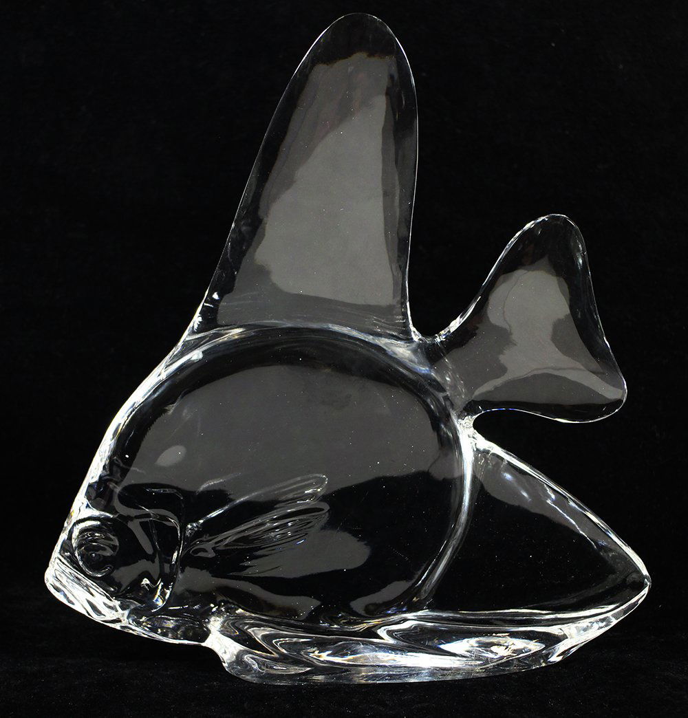 STEUBEN FISH SCULPTURE (1 of 2)