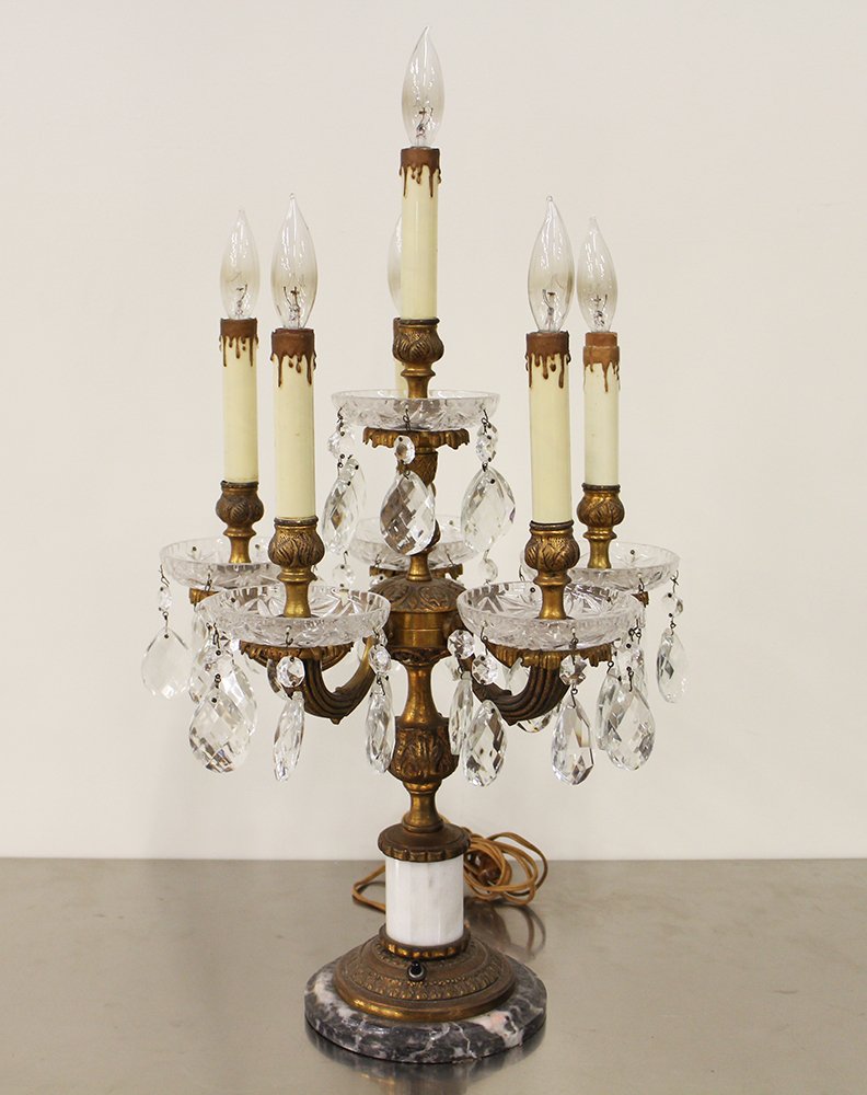 VINTAGE CRYSTAL CHANDELIER LAMP (1 of 3)