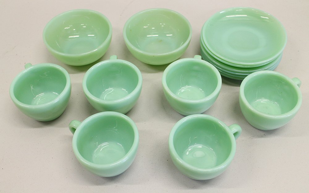 FIRE KING JADEITE CUPS, SAUCERS, & BOWLS: (6) cups, (6) saucers, & (2) bowls.