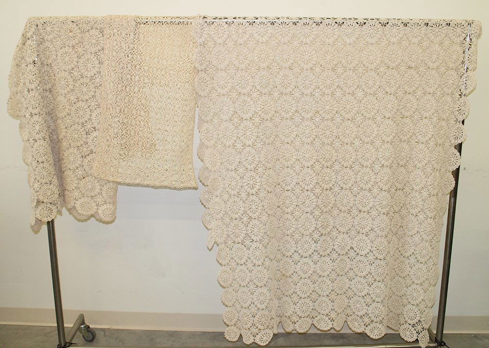 ANTIQUE LINEN LACE TEXTILES (1 of 6)