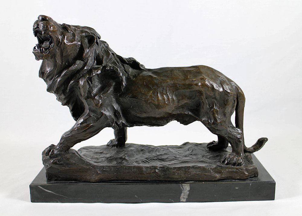 BRONZE WALKING LION AFTER ANTOINE-LOUIS BAYRE (1 of 4)