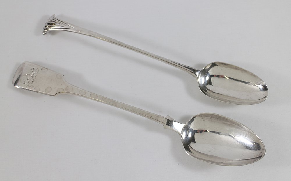 (2) GEORGIAN STERLING SILVER SERVING SPOONS (1 of 4)
