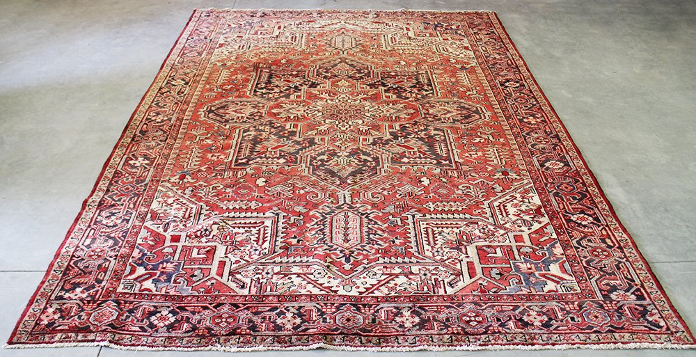 9' 6" X 13" PERSIAN HERIZ RUG (1 of 5)