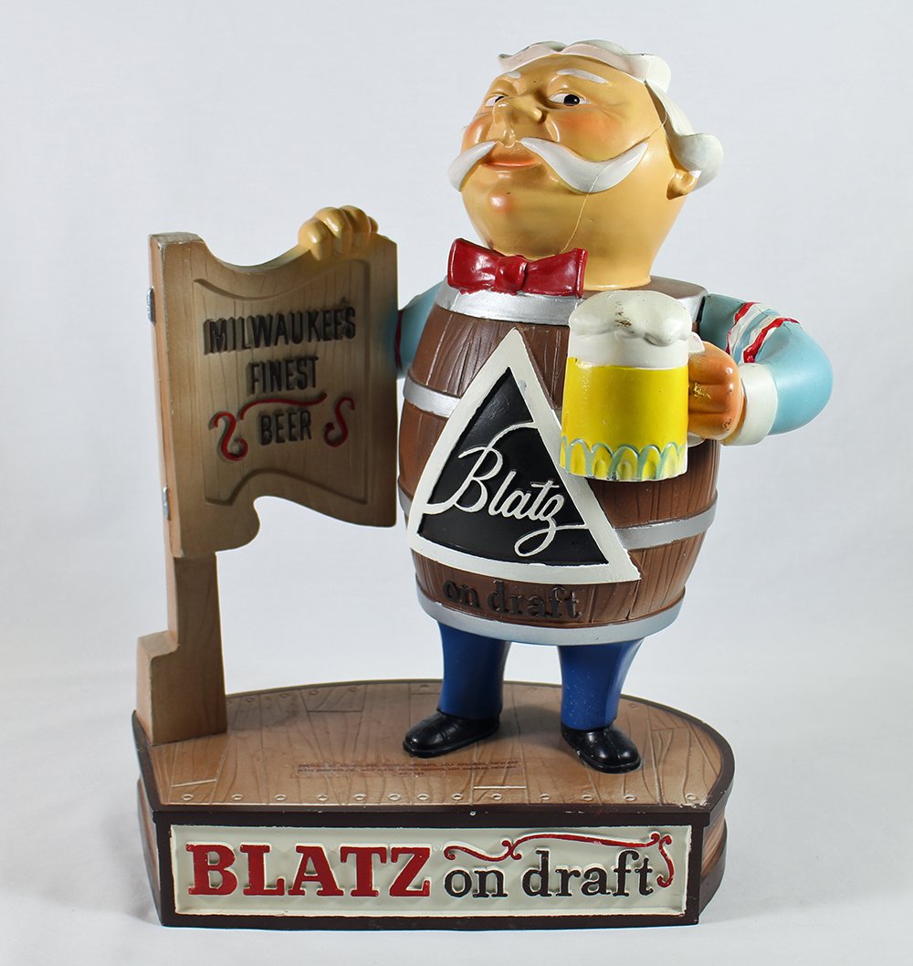 BLATZ BEER ADVERTISING DISPLAY (1 of 2)