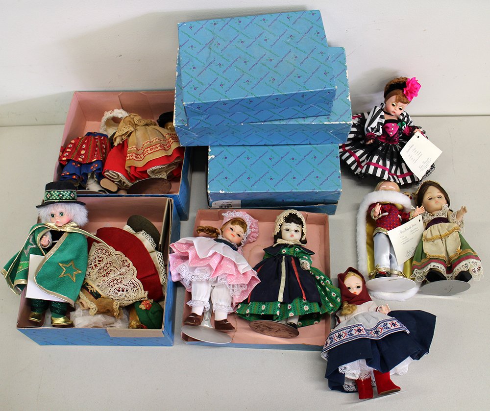MADAME ALEXANDER DOLL COLLECTION & MORE (1 of 1)