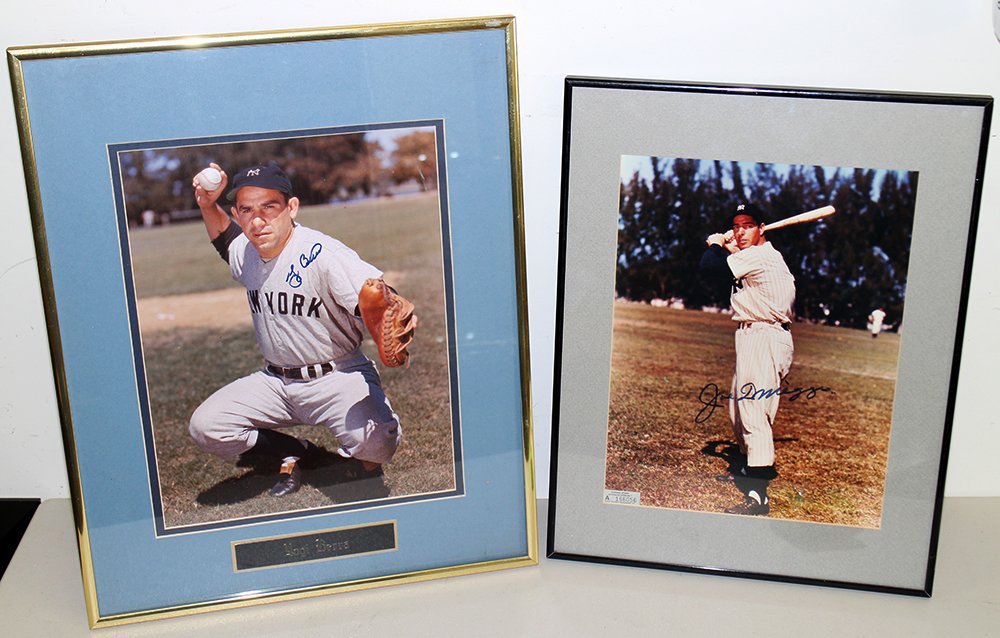 (2) AUTOGRAPHED BASEBALL PHOTOGRAPHS (1 of 1)